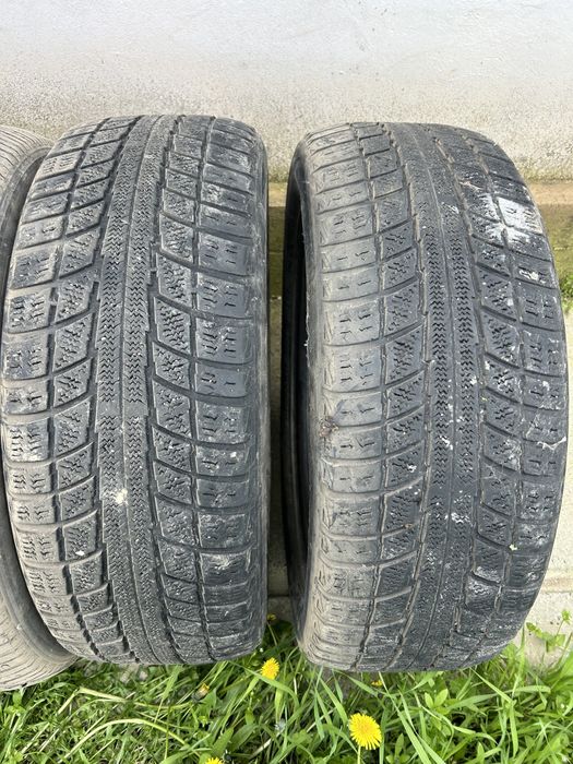 Комплект шин 245/55/19