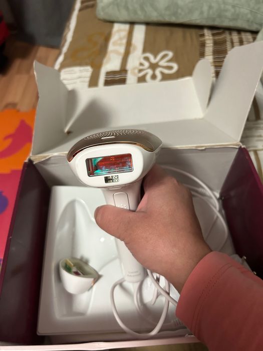 Фотоепилатор Philips Lumea Advanced – нов