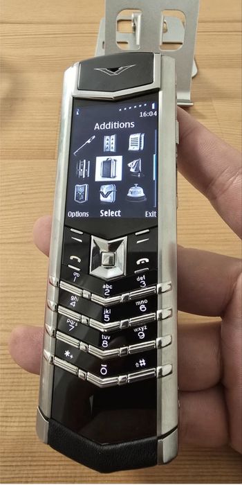 Vertu Signature S
