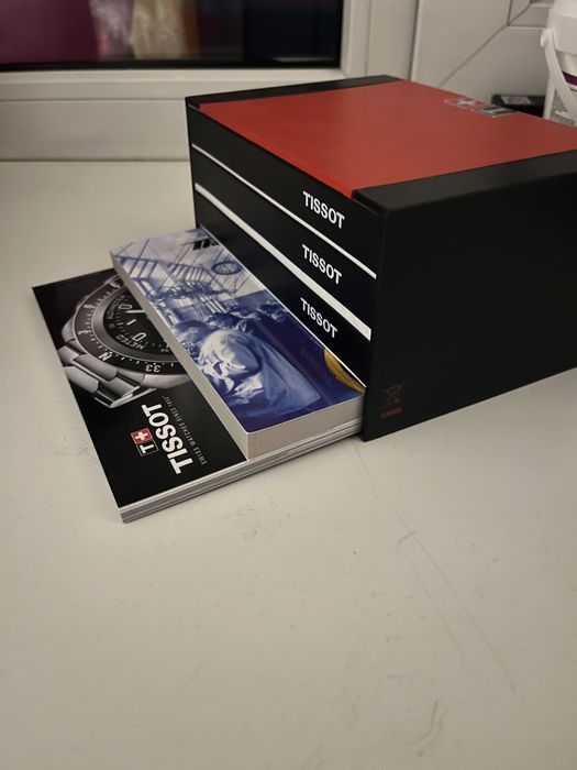 Коробка от часов Tissot