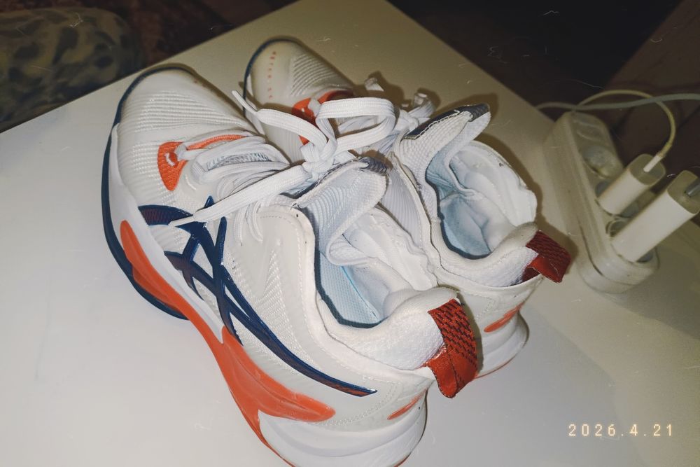 АСИКС оригинал продам!