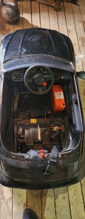 Продам детский автомобиль