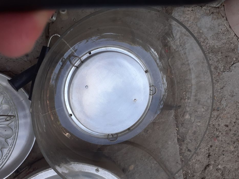 Чисто нови неизползвани тенджери, тип скара.Немска, на Елпром.