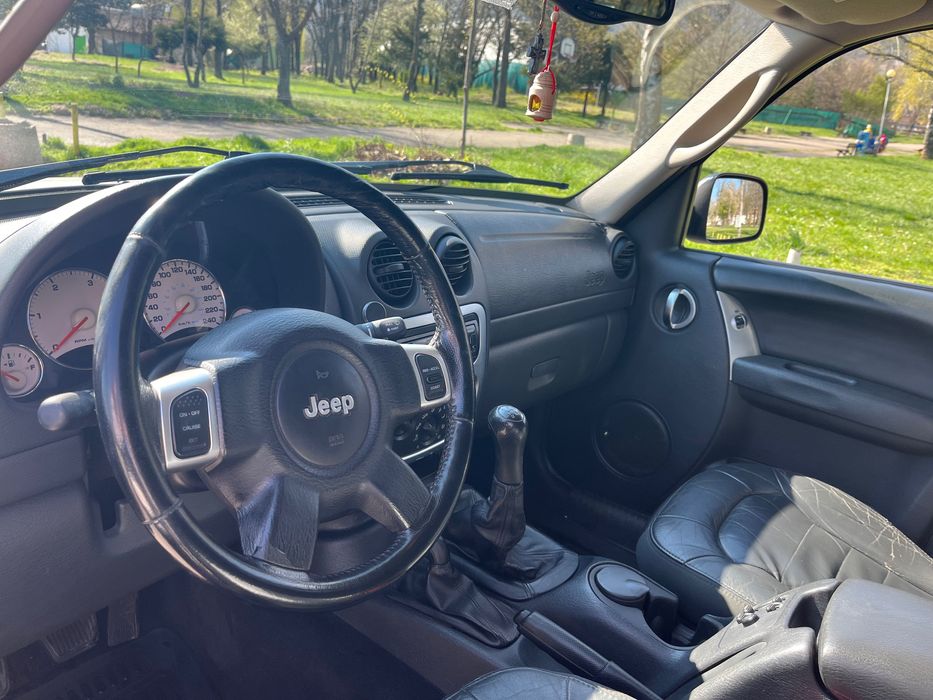 Jeep Cherokee 2.5 CRD