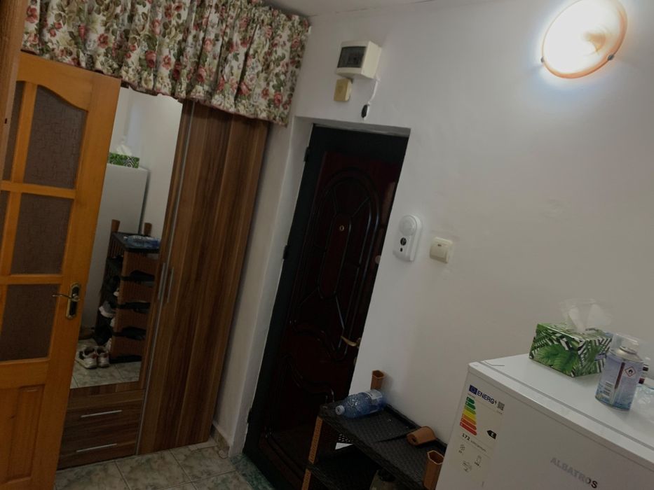 Garsoniera de închiriat Militar, Poliție, etc.