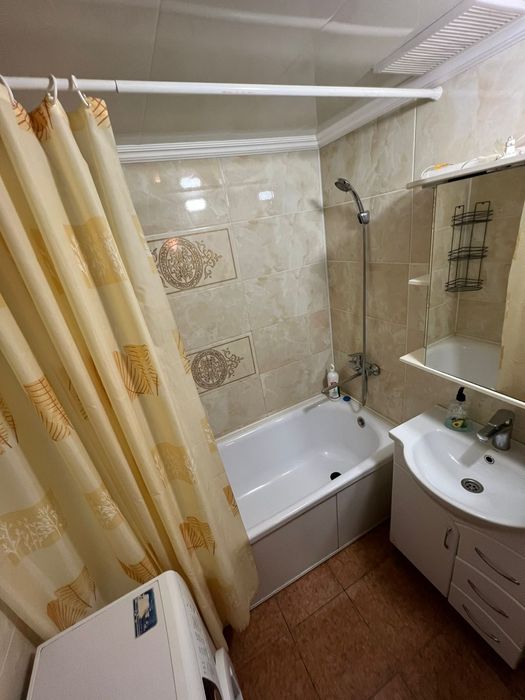 1 комн,  час 1500  ночь 8000тг