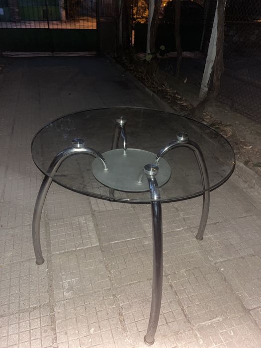 Сълклена трапезарна маса