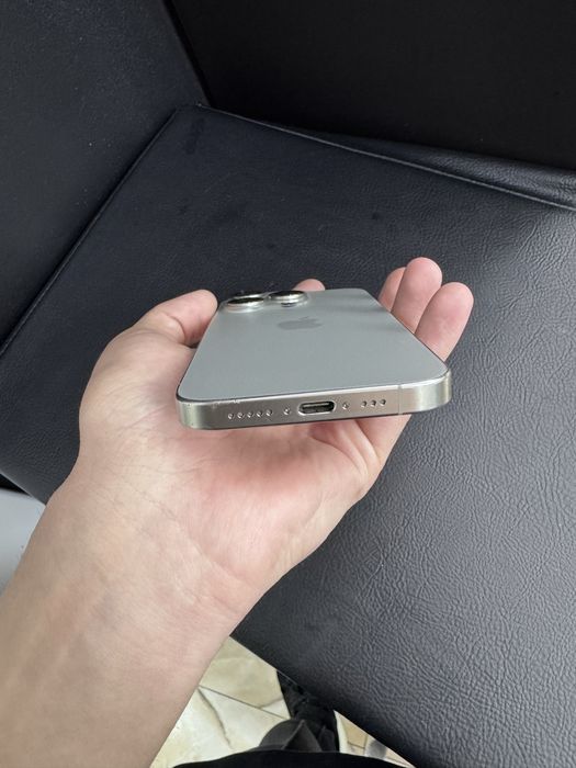 Iphone 15 pro 256GB