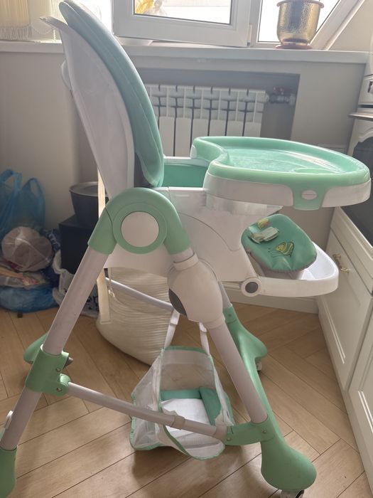 стул для кормление,в отличном состоянии