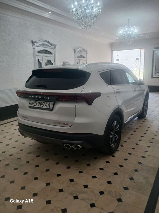 Jetour x70+ sotiladi