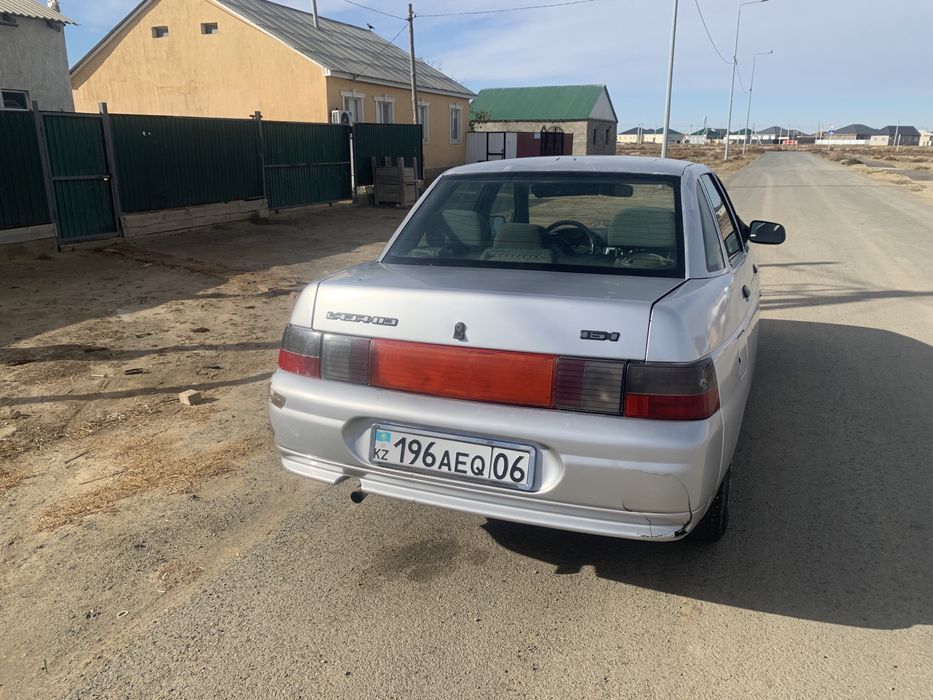 ваз2110 сатылады 2007 ж 8кл гур бар