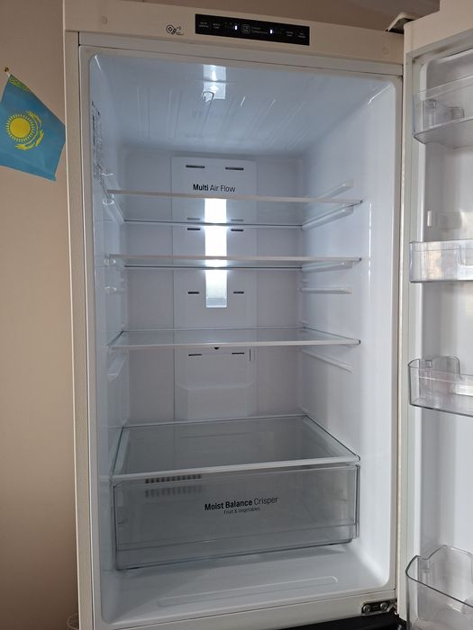 Холодильник LG НЕ морозит
