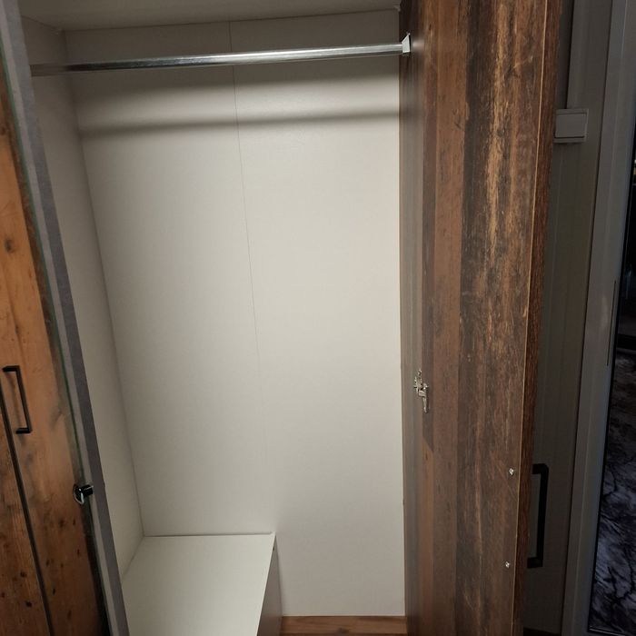 Гардероб с огледало, стил  Винтидж