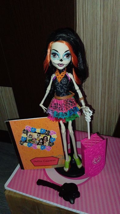 Păpușa Monster High Skelita Calaveras G1 2012