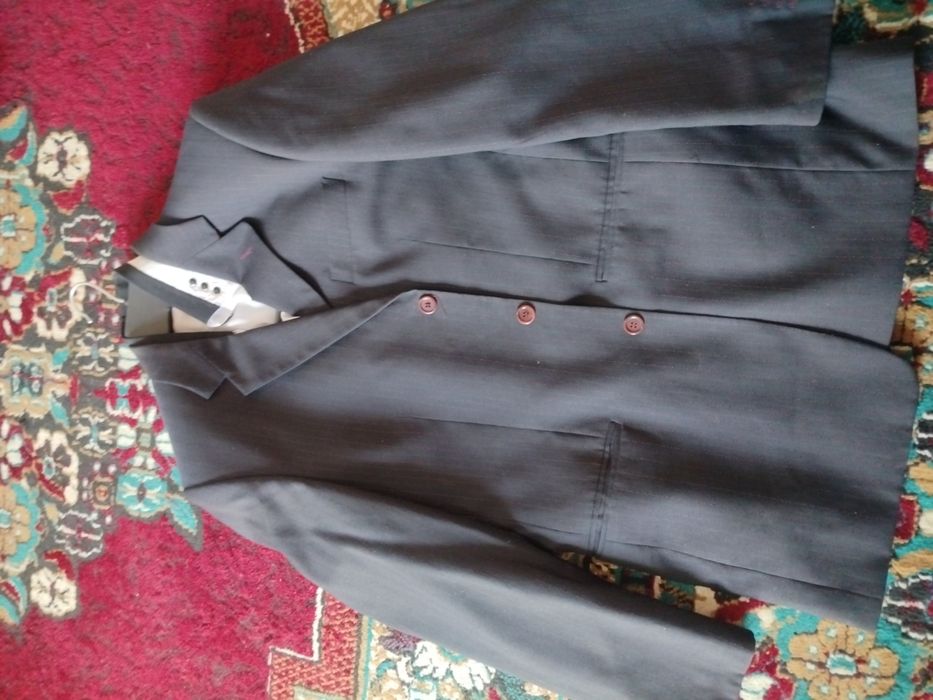 Kasyum + koylak sotiladi