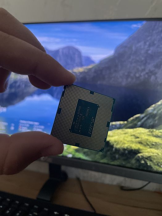 Продам Процессор Core i3