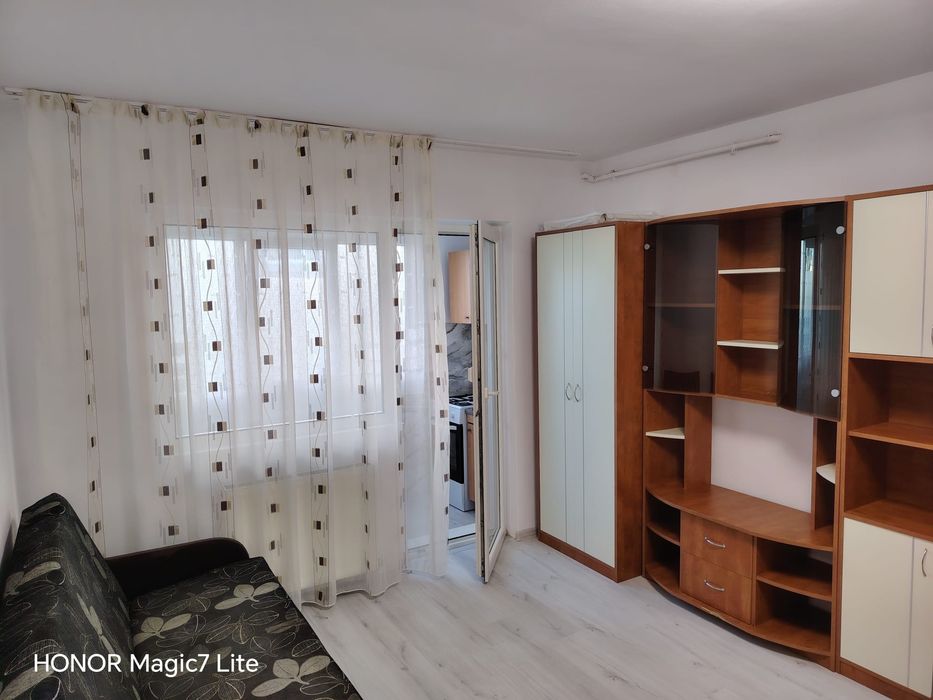 Închiriez garsonieră in Zorilor