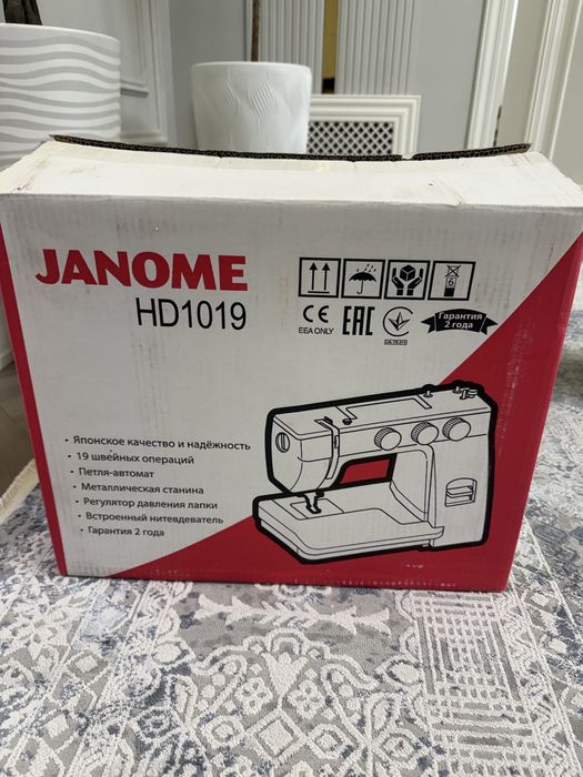 Швейная машина Janome HD1019
