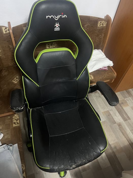 Setup Gaming Complet - PC RTX 3070 Ti / i5 11600K / 32GB RAM / 4TB + Monitor Dell 144Hz + Volan G923 + Periferice