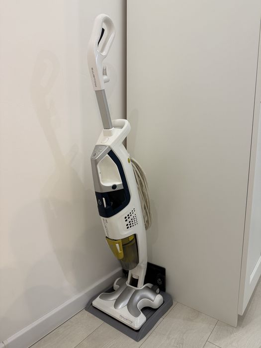 Aspirator vertical Rowenta dual Steam and Clean