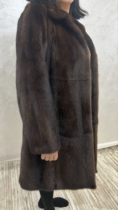 Продам шубу норковую
