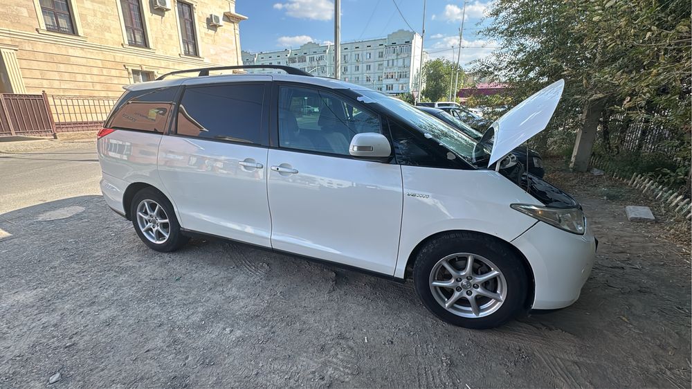 Toyota previa 3,5 2007ж