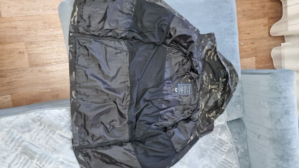 Костюм камуфляжный,горка.