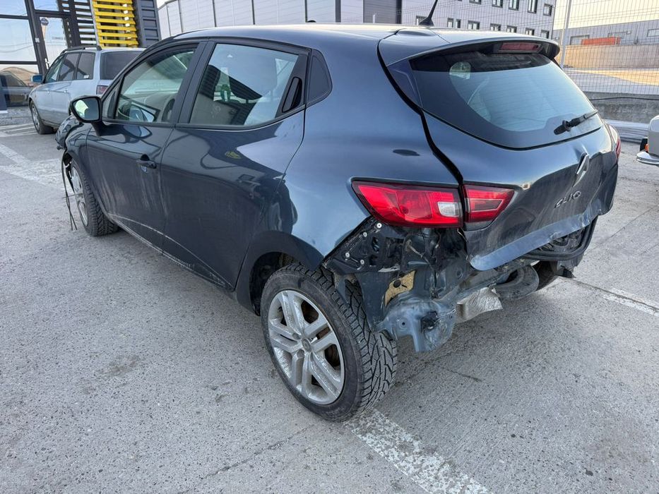 Dezmembrez / Dezmembrari / Piese / Accesorii Renault clio 4 2019 0.9 tce 70.000 km volan stanga