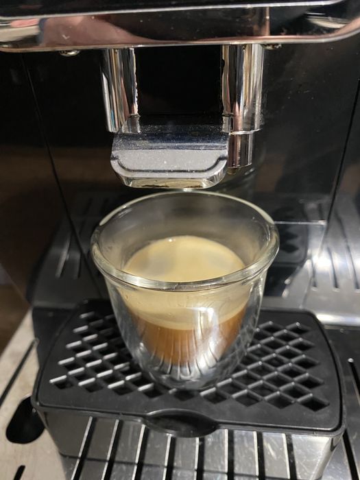 Expresor automat Delonghi Dinamica plus connect
