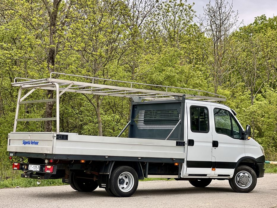 Iveco Daily 35C15 detarat 3.5 cat B 2012 7 locuri,3500kg carlig,motor 3.0,sprinter