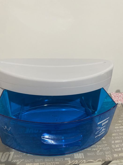 Продам УФ стерилизатор для инструментов!