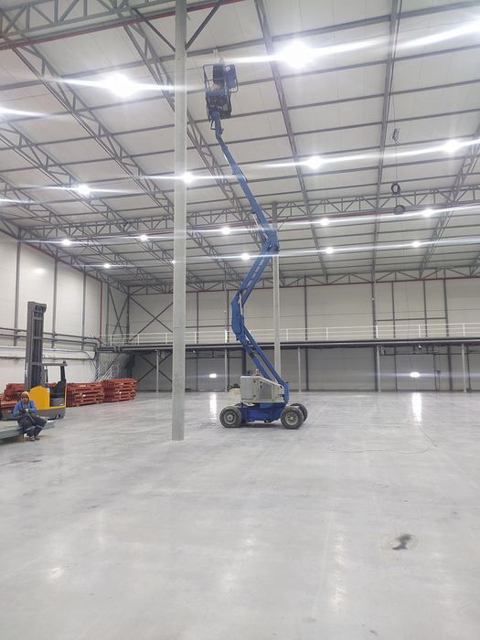 Подъемник коленчатый. Вышка