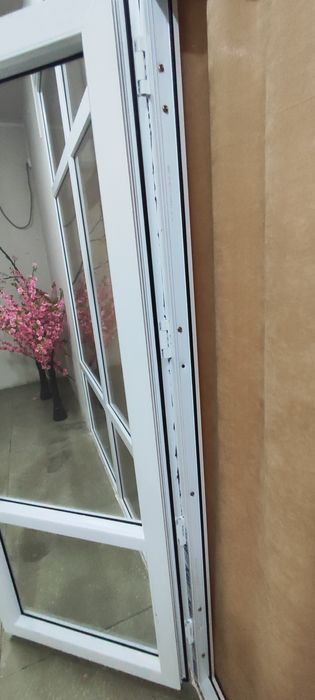 Дверь пластиковая