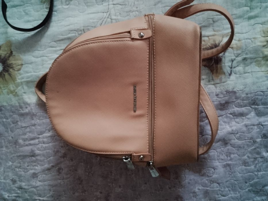 Отдам сумку и рюкзак