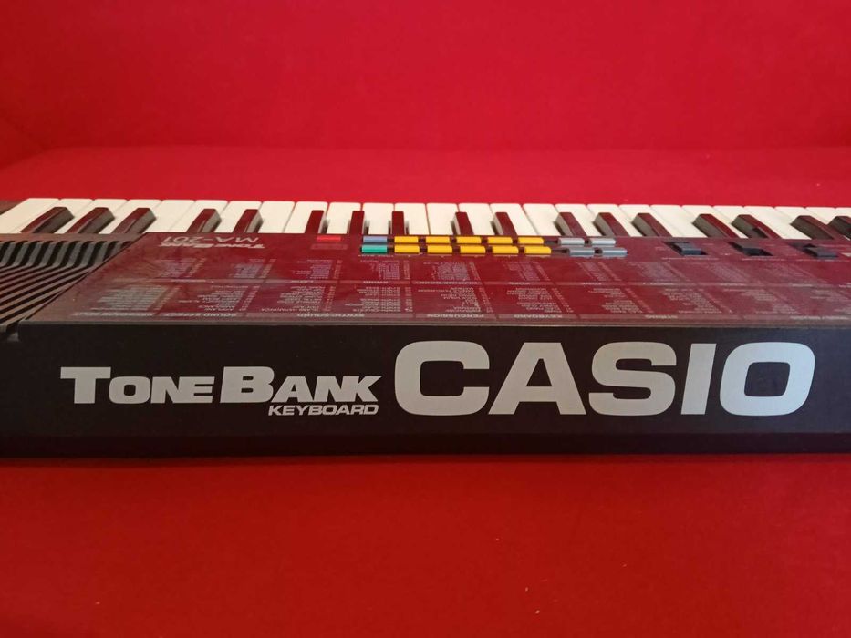 Електрическо пиано / йоника