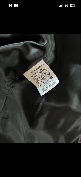 Sacou barbati stofa calitate (70% lana)vesta papion batista marime 48