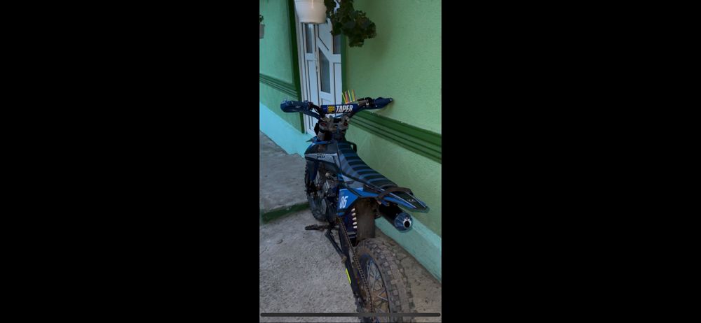 Vand cross JRH 125 in perfecta stare !!!