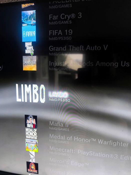 Продам пс3 прошитую