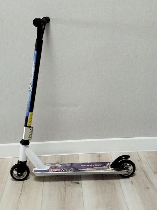 продам самокат ZenMart