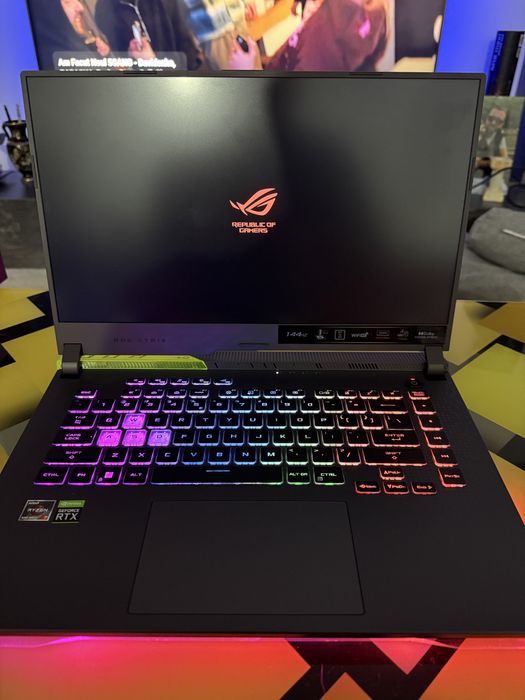 Vand laptop gaming rog strix