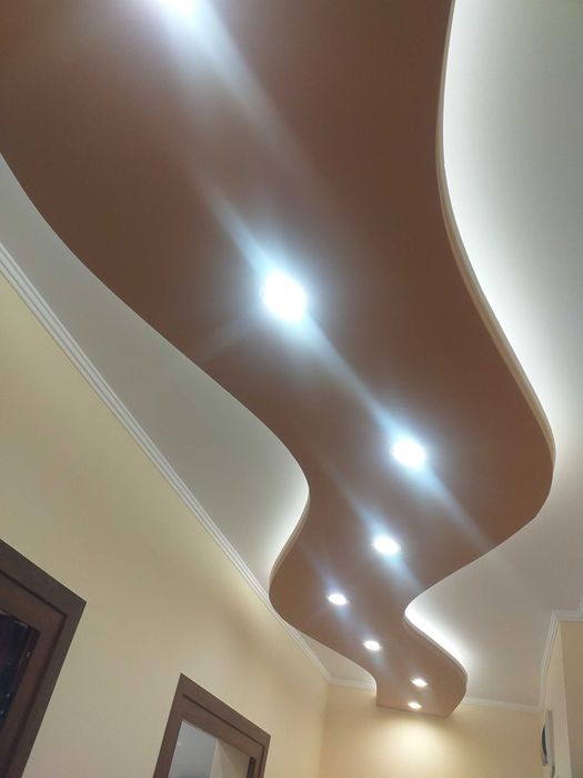 Продава се Офис в Варна, Базар Левски - 120 кв.м за 2500 €/кв.м - Снимка #4