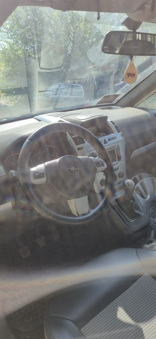 Опел зафира 1.6 бензин турбо