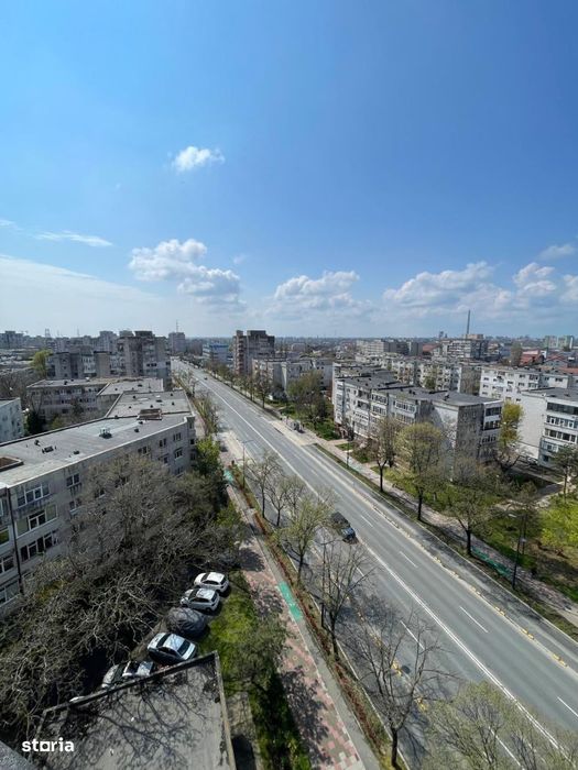 Bd. Lapusneanu x str. Bucuresti |  orientare S-V, lift nou, bloc 1986,