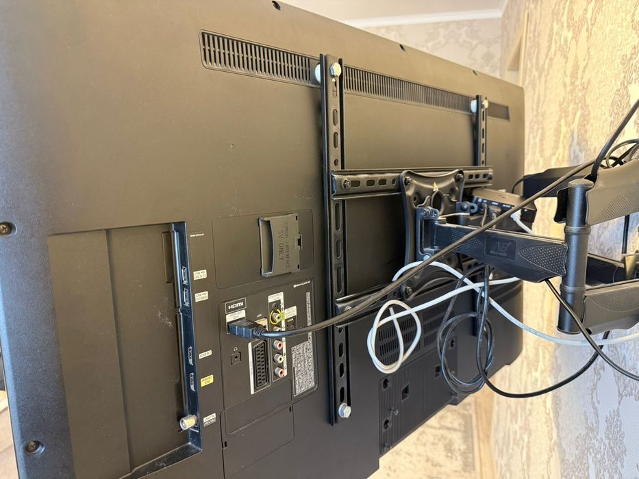 Продам телевизор SAMSUNG