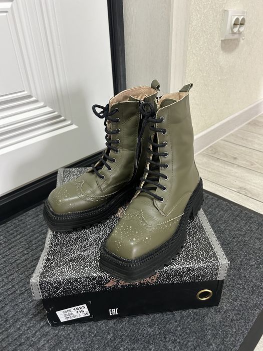 Ботинка зимний