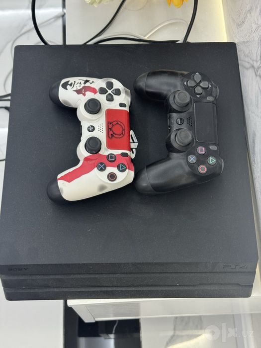 PS4 Pro srochna sotiladi