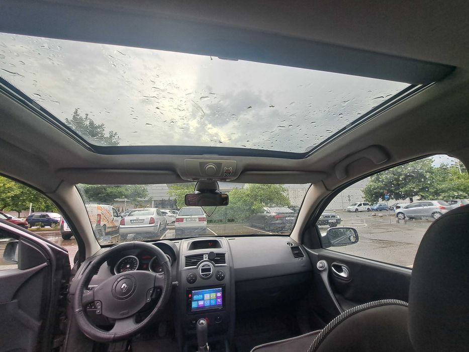 Продавам Renault Megane 2005 година ,газ бензин работещ климатик.