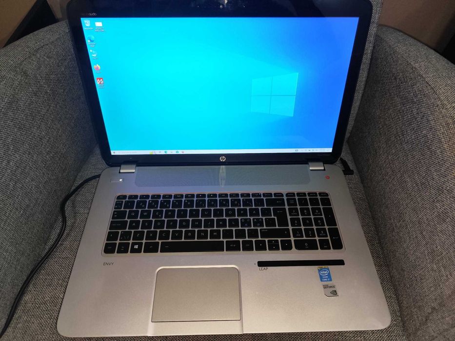 Laptop HP Envy 17, I7, 16Gb Ram, ssd256+750Gb Hdd, touchscreen, pv ded