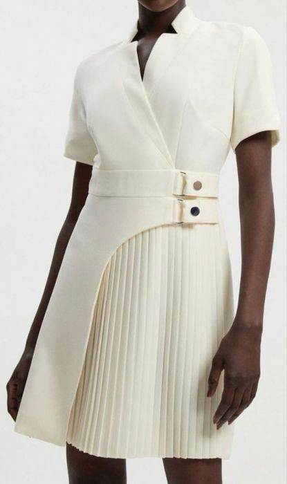 Нова бежова рокля Karen Millen, размер М/Л, UK 12