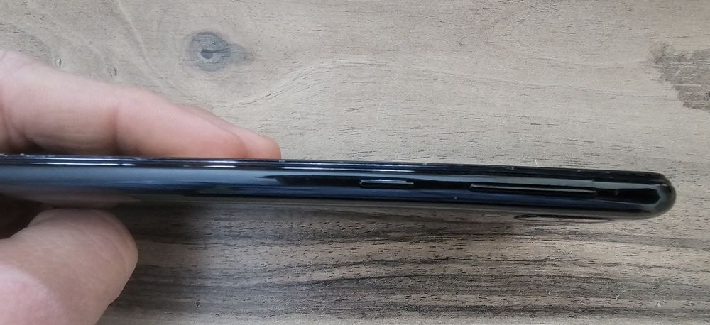 Samsung Galaxy A20e | Чисто нов екран и батерия + подарък протектор